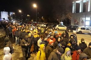 Protest la Braşov. Circa o mie de persoane au ieşit în stradă