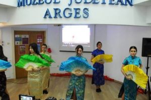 Argeşenii au intrat şi ei în Anul Mistreţului