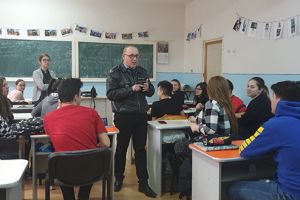 Poliţia Locală – demers educativ în şcoli