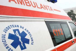 Biciclist bătut în plină stradă  de doi bărbaţi, tată şi fiu