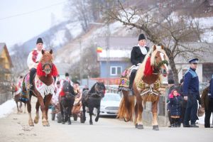Satul Breaza a îmbrăcat straie de sărbătoare (FOTO)