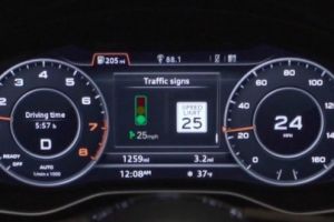 AUDI fenteaza semafoarele: sistemul asta iti spune ce viteza trebuie sa ai ca sa prinzi verde/ VIDEO