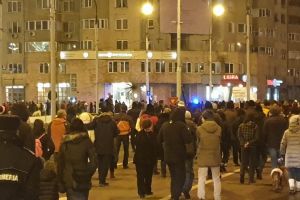 Protest „Vă Vedem” în faţa Tribunalului şi Judecătoriei Sibiu