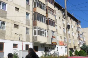 Unele blocuri şi Casa de Cultură din Gheorgheni vor fi reabilitate termic cu fonduri REGIO