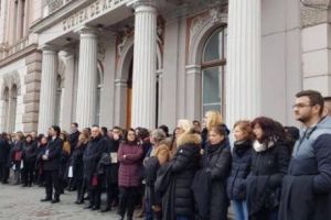 Dosarele de la Tribunalul Cluj sunt suspendate pe rulantă din cauza grevei magistraţilor