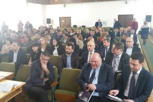 Delegaţie impresionantă a Bacăului la întâlnirea de la Iaşi