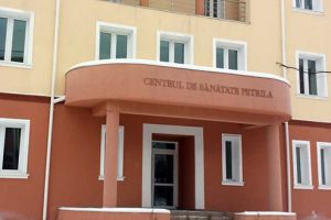 Centrul de Sănătate Petrila şi două blocuri, reabilitate termic pe bani europeni