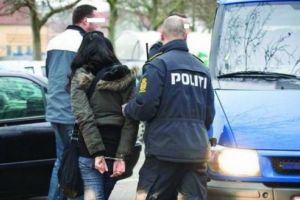 Hoaţe fără Dumnezeu: au jefuit o casă în timp ce proprietara era la biserică!