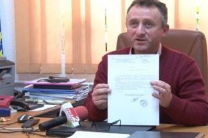 Culmea vigilenţei! Un primar a cerut actele unui mort