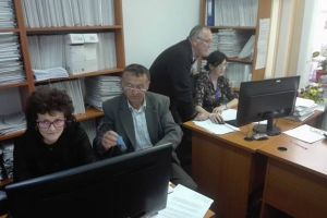 Anunţul ITM ARGEŞ! Angajatorii, obligaţi să asigure CONTROL OFTALMOLOGIC celor care lucrează la calculator