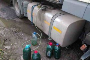 Dosar penal pentru un bărbat din judeţul Cluj. A sustras 60 de litri de motorină din rezervorul unui camion parcat pe raza comunei Poşaga