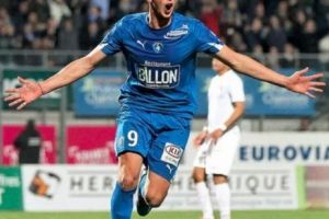 DETALII CUTREMURĂTOARE după MOARTEA lui Emiliano Sala. „Avionul era rupt în trei, iar părţile erau ţinute la un loc de cablurile electrice şi de control”
