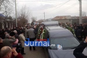 FOTO: Jale şi lacrimi la Slobozia Ciorăşti. “Nea Telu” a fost condus pe ultimul drum
