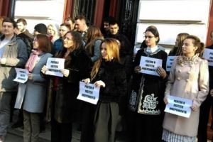 Zeci de judecători şi procurori mureşeni, protest împotriva OUG 7