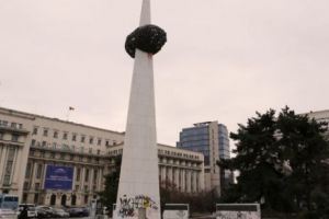 Monumentul „Cartoful Revoluţiei” are zilele numerate