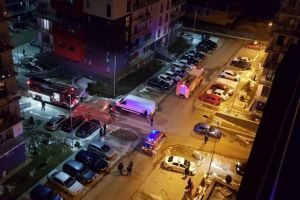 Pericol de explozie intr-un bloc din Brasov. Zeci de persoane au fost evacuate in miez de noapte (galerie foto+video)