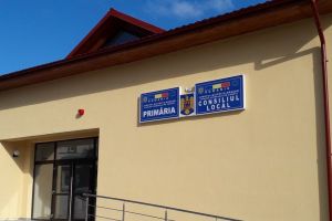 Primăria Sânmihaiu de Câmpie, în casă nouă (FOTO)