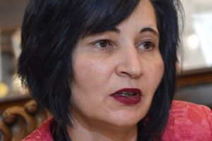 Contribuabilii, învăţaţi de angajaţii primăriilor să depună declaraţii fiscale online