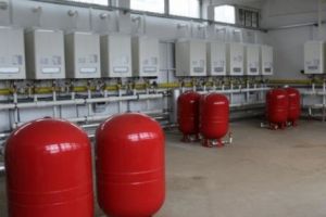 Un liceu din Galaţi a achiziţionat 33 de centrale termice pentru încălzire 