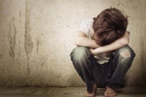 Drama ,,copiilor invizibili”. Proiect pentru sprijinirea copiilor cu părinţi deţinuţi