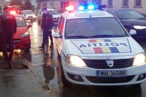 Urmărire în trafic la Sibiu – Un sibian nu a oprit la semnalele poliţiştilor