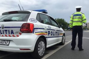 Sibian reţinut de poliţie  – A mers fără permis la volanul unei maşini cu numere false