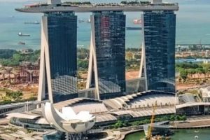 Minune arhitecturală: China a construit cel mai mare zgârie-nori la orizontală din lume. VIDEO