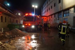 Exerciţiu de amploare: Incendiu şi revolte, în Penitenciarul Oradea (FOTO)