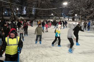 Astăzi este ultima zi la patinoarul din Deva!