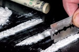 Personaj important de la PRO TV prins drogat cu cocaină! Poliţiştii l-au găsit „rupt” la volan