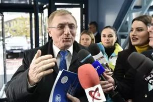 Bilanţul lui Lazăr, schimb de mesaje politice şi lamentări