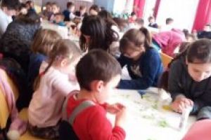  Elevi şi preşcolari din Sfântu Gheorghe au participat la „Sărbătoarea mărţişorului”