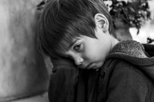 Mulţi dintre tineri sau copii se confruntă cu gânduri de suicid