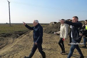 Ialomiţa: Ministrul Agriculturii, Petre Daea, a verificat stadiul lucrărilor de reabilitare a infrastructurii de irigaţii