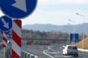 Atenţie, şoferi! Restricţii importante de circulaţie pe autostradă, între Deva şi Sibiu
