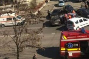 Alerta: Accident cu trei masini implicate, in Baia Mare