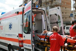 Serviciul de Ambulanţă Judeţean Gurgiu are doar jumătate din numărul necesar de medici