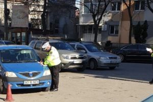 ACUM – Poliţia Locală dă „autografe” pe Sf. Vineri