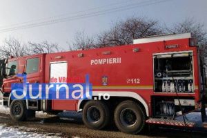 ULTIMĂ ORĂ: Incendiu generalizat la şcoala din Boloteşti! La faţa locului au fost trimise mai multe autospeciale de pompieri