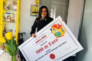 Gaşca Zurli donează 5.000 de euro pentru familia cu şapte copii