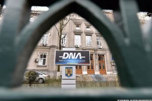 DNA, blocat: Două secţii rămân fără conducere, procurorul şef îi cere premierului să abroge OUG 7