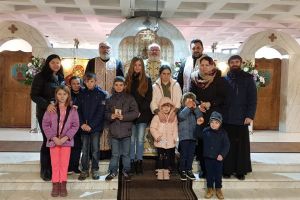 Veste uriaşă pentru familia din Tătăreşti. Bisericile din Satu Mare au strâns 10.000 de euro