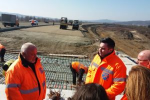 Inspectie pe santierul autostrazilor Sebes-Turda si Lugoj-Deva. Ce a declarat ministrul Transporturilor (galerie foto)