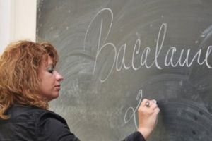 Schimbare majoră în privinţa simulării examenelor naţionale din acest an. Notele obţinute de elevi pot fi trecute în catalog

