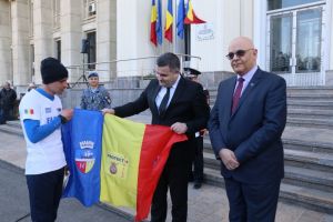 O zi buna este atunci cand toti ne intoarcem acasa! Ultramaratonul Galati-Bucuresti la final. Maratonistii primiti de ministrul Gabriel Les (galerie foto)