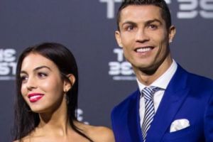 Cristiano Ronaldo deschide clinică de transplant de păr