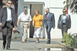 ULTIMELE IMAGINI DE PAPARAZZI CU ION ILIESCU. CUM ARATĂ ACUM FOSTUL PREȘEDINTE AL ROMÂNIEI