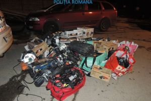 Scule în valoare de 36.000 de lei, confiscate de poliţişti