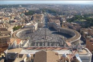 Un cardinal acuză: „La Vatican există o reţea de homosexuali”