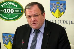 Flutur le oferă lopeţi consilierilor judeţeni PSD şi îi invită să nu fie „avocaţii ...